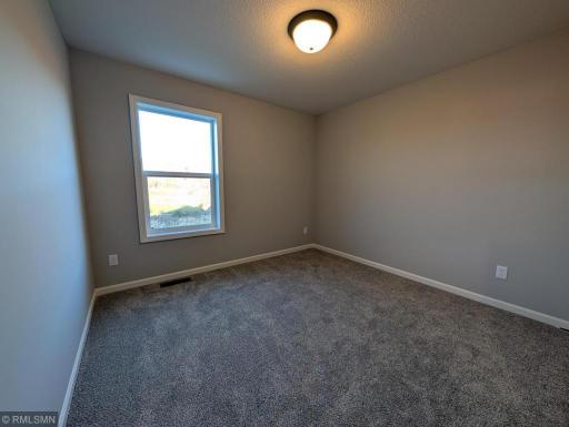 10593 Goodview Avenue S, Cottage Grove, MN 55016