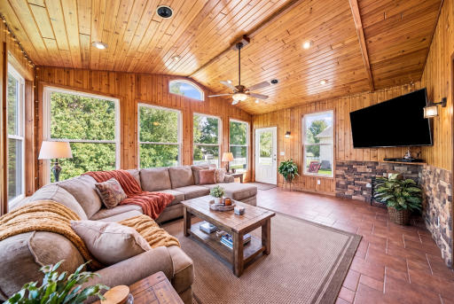 5294 Marquess Trail N, Lake Elmo, MN 55042