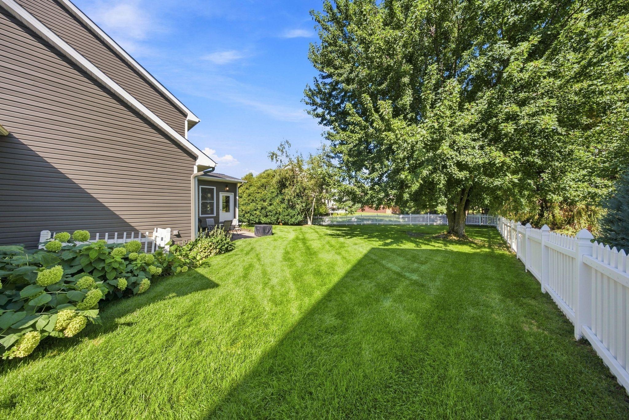 Fully Fenced Back Yard