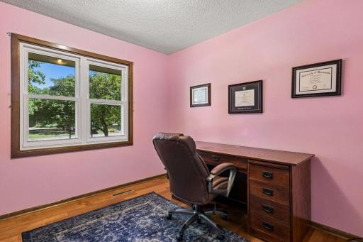1755 Ithaca Lane North - Spacecrafting - 0023.jpg