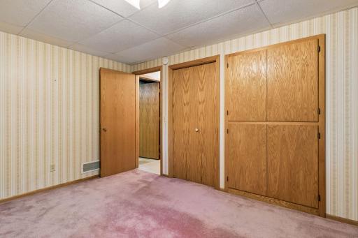 1755 Ithaca Lane North - Spacecrafting - 0029.jpg