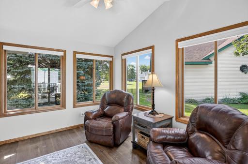 Great views with windows all around