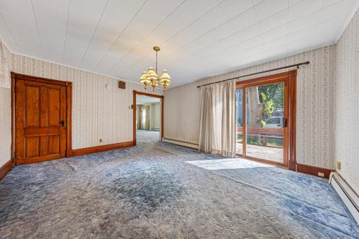 932 3rd Avenue NW, Faribault, MN 55021