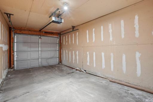 garage 2.jpg