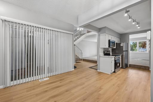 Sliding glass door right off the dining room
