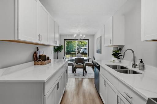 6668 Ives Lane N MLS-21.jpeg