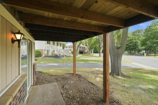 6668 Ives Lane N MLS-5.jpeg