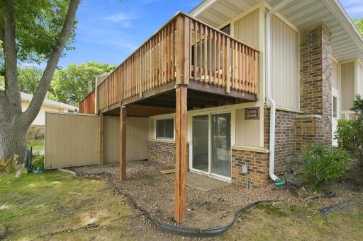 6668 Ives Lane N MLS-4.jpeg