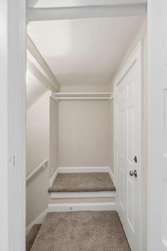 39-web-or-mls-3407 N Logan Ave-39.jpg