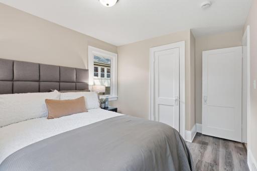 32-web-or-mls-3407 N Logan Ave-32.jpg