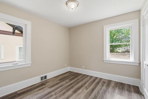 33-web-or-mls-3407 N Logan Ave-33.jpg