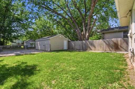7-web-or-mls-3407 N Logan Ave-7.jpg