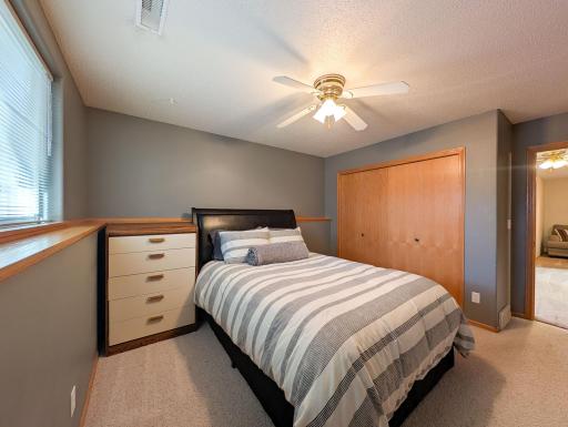 L2P033-707 14th Ave E West Fargo.jpg