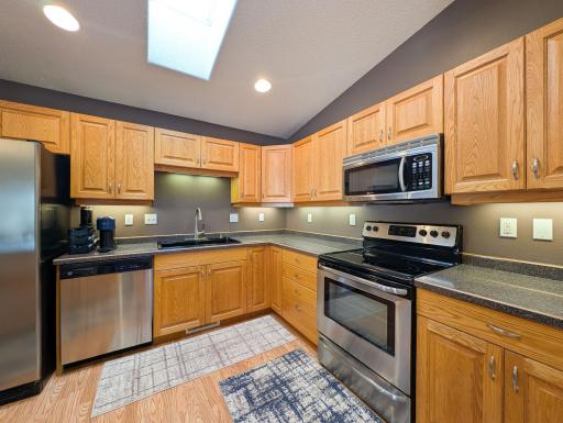 L2P016-707 14th Ave E West Fargo.jpg