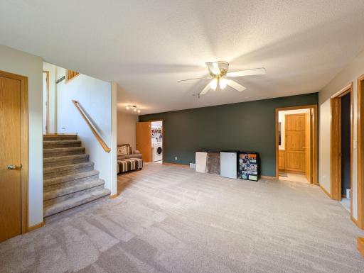 L2P031-707 14th Ave E West Fargo.jpg