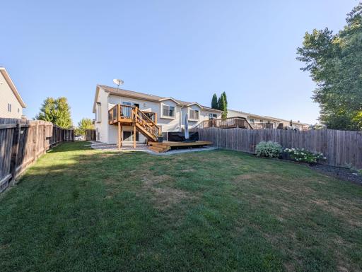 L2P008-707 14th Ave E West Fargo.jpg
