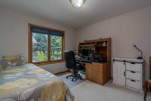 27-web-or-mls-142-jacks-dr.jpg