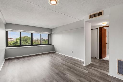 1920 S 1st Street, 408, Minneapolis, MN 55454