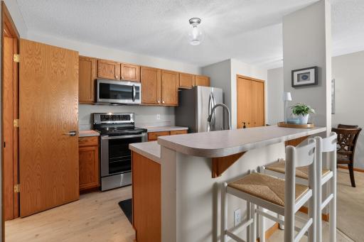 Eat at the counter or use it for desk space