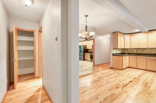 415 Ridgewood Avenue, 101, Minneapolis, MN 55403