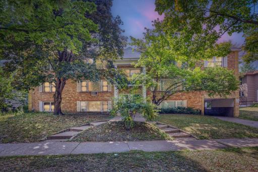 415 Ridgewood Avenue, 101, Minneapolis, MN 55403