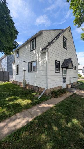 901 8th Avenue SW, Austin, MN 55912