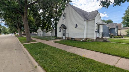 901 8th Avenue SW, Austin, MN 55912
