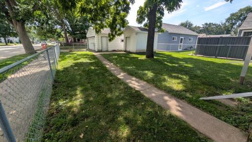 901 8th Avenue SW, Austin, MN 55912
