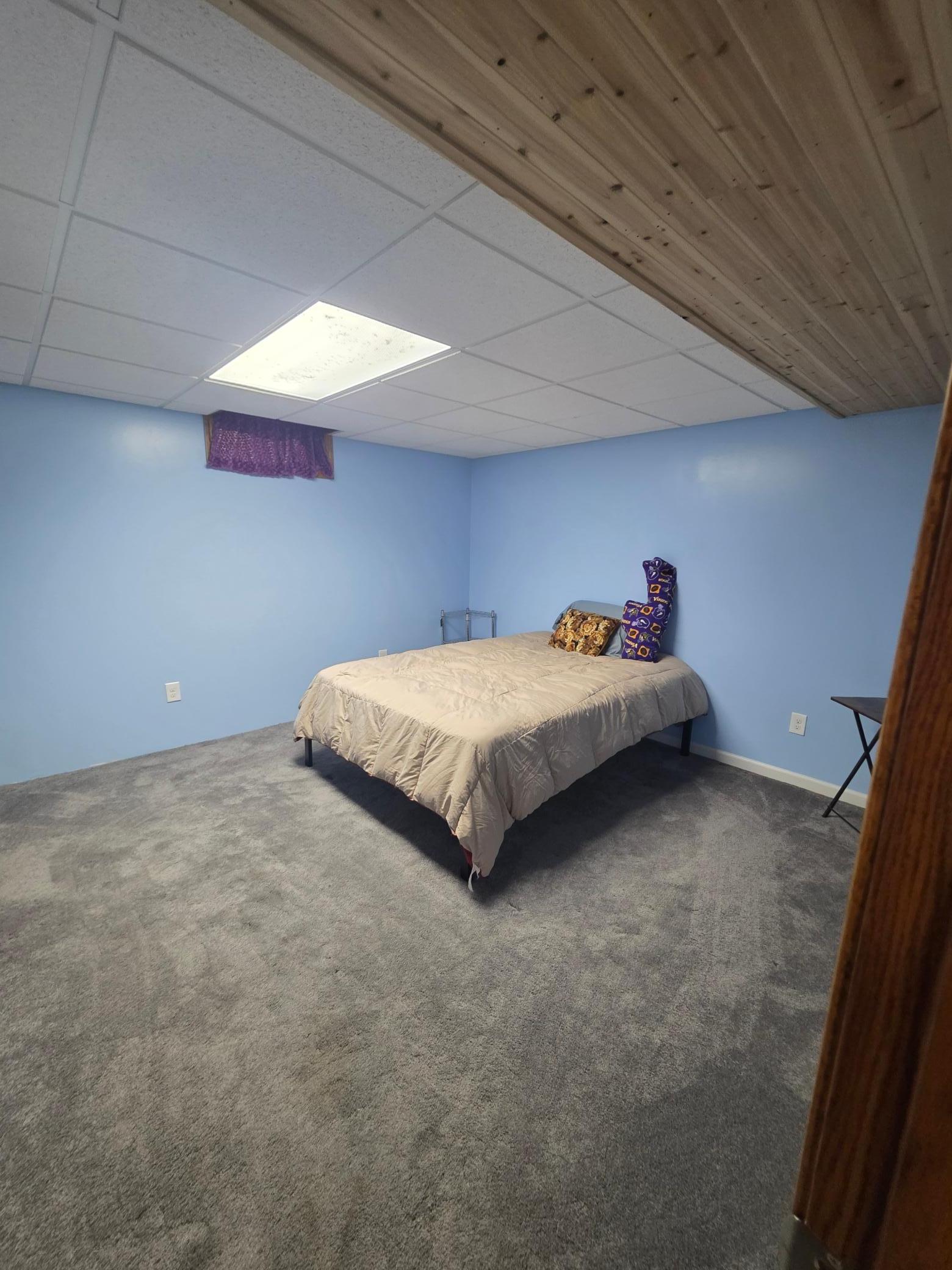 Non Conforming Bed 4, Just needs egress