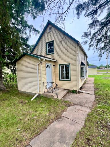 214 S 2nd Street, Keewatin, MN 55753