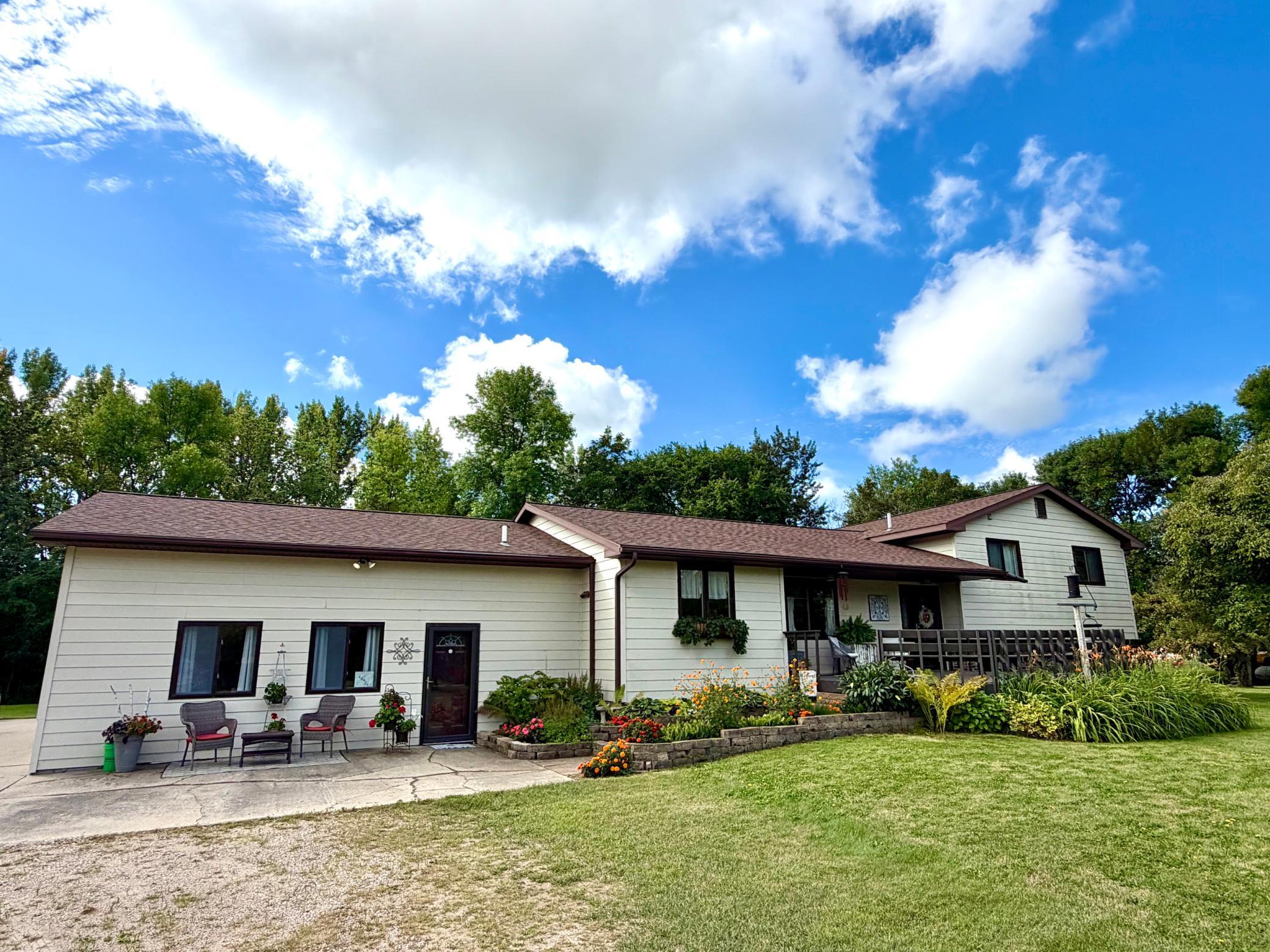 40624 Highway 11, Roseau, MN 56751