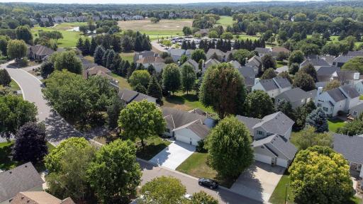 Proximity to Eagle Valley Golf Course