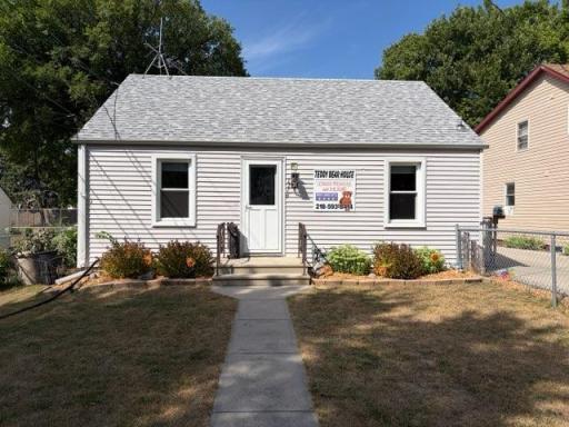 Photo for 1216 4th Avenue N, Moorhead, MN 56560 - listing #7137396 1216 4th Avenue N, Moorhead, MN 56560