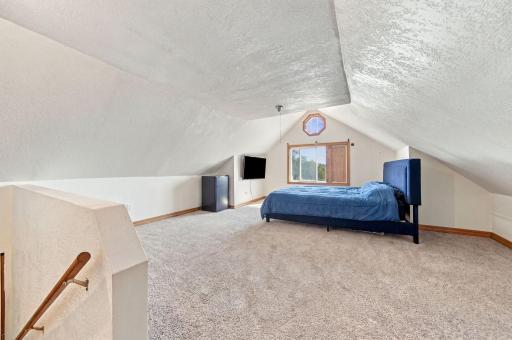 204 Acker Street E, Saint Paul, MN 55117