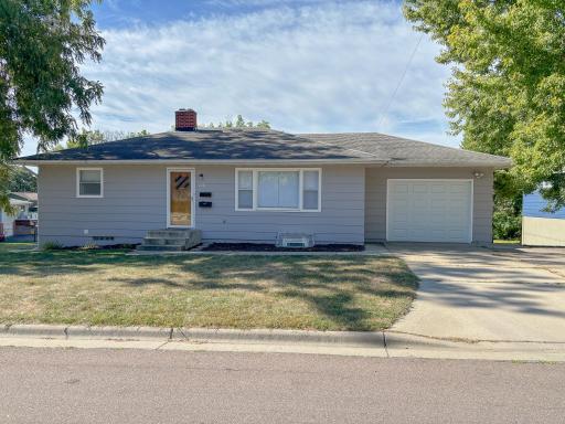 1116 E Mount Faith Avenue, Fergus Falls, MN 56537