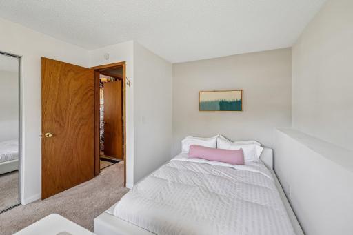 21-web-or-mls-Fillmore St-S0209-019.jpg