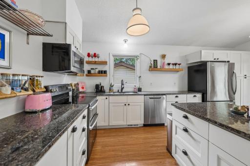 16-web-or-mls-Fillmore St-S0209-014.jpg