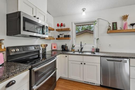 17-web-or-mls-Fillmore St-S0209-015.jpg