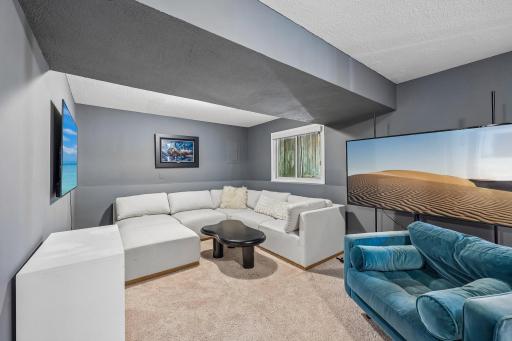 26-web-or-mls-Fillmore St-S0209-024.jpg