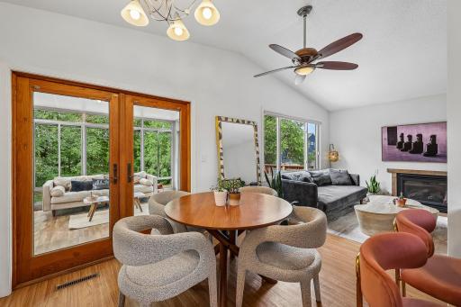 14-web-or-mls-Fillmore St-S0209-012.jpg