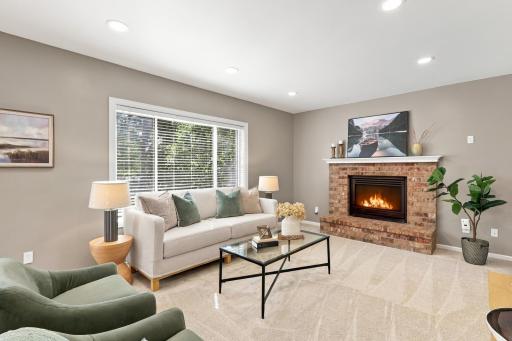 555 White Pine Way, Eagan, MN 55123