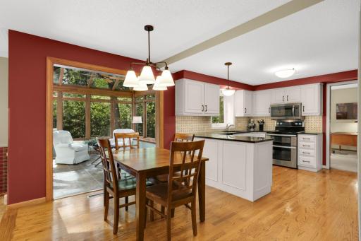 Eating area is the hub of the home & can seat 6-8
