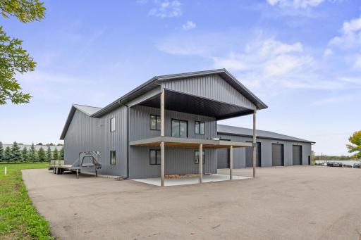 10054 County Road 17 SE, Delano, MN 55328