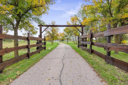 10054 County Road 17 SE, Delano, MN 55328