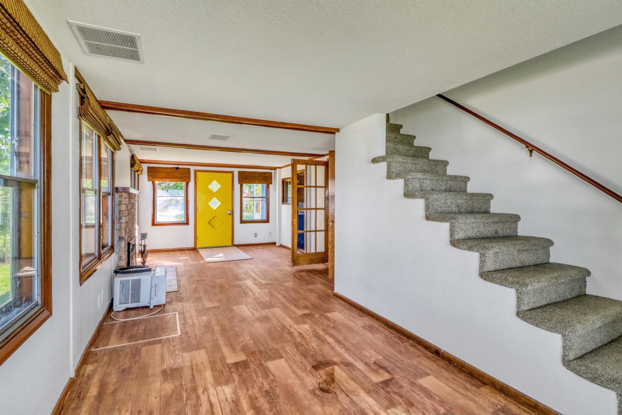 Living/Entry