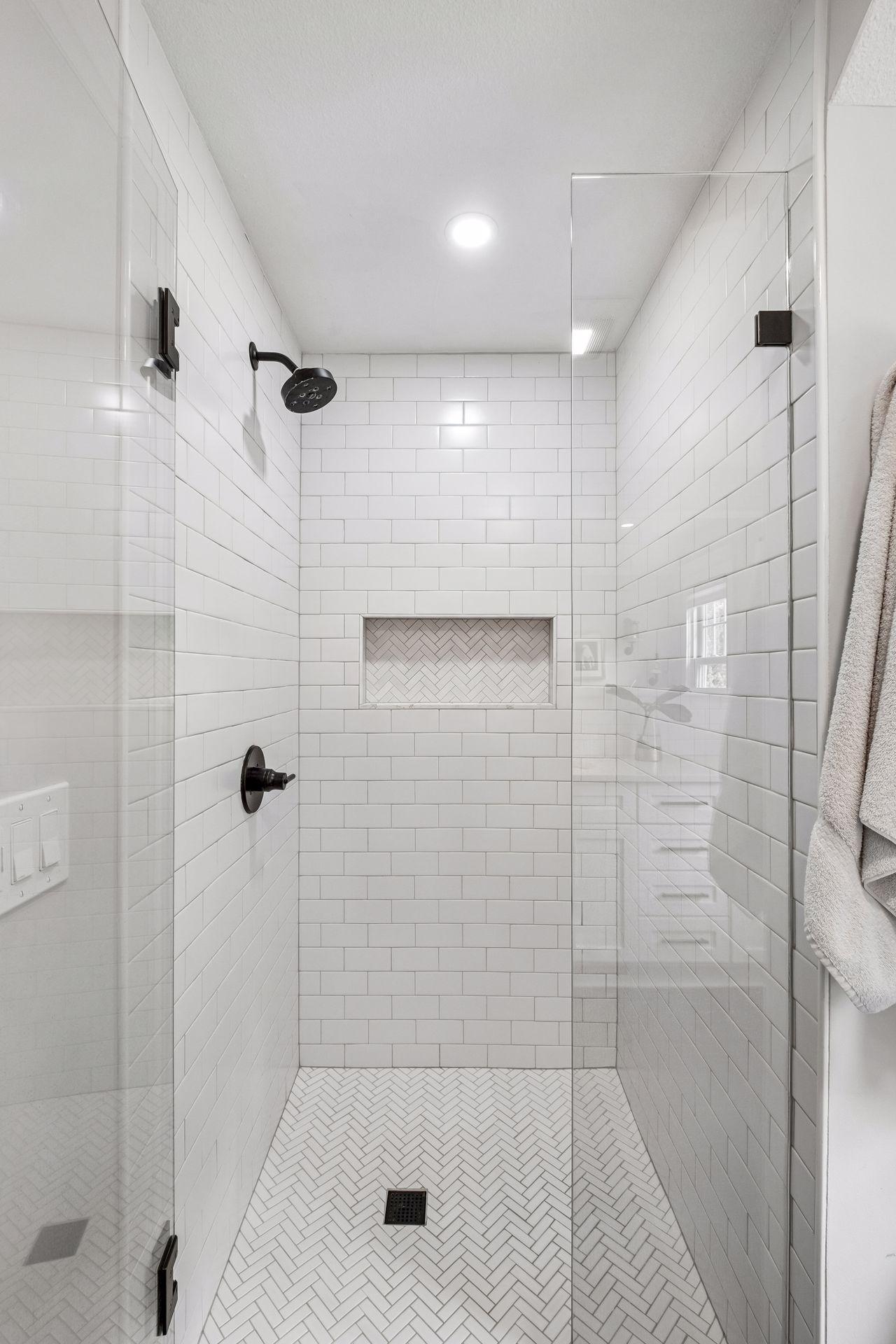 Upstairs hall bath