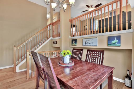 9784 Hamlet Avenue S, Cottage Grove, MN 55016