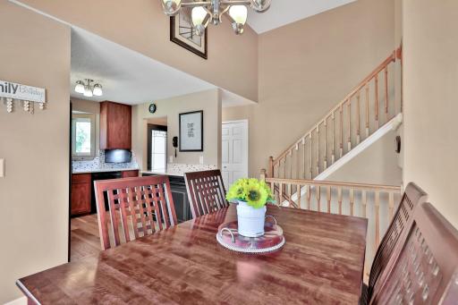 9784 Hamlet Avenue S, Cottage Grove, MN 55016