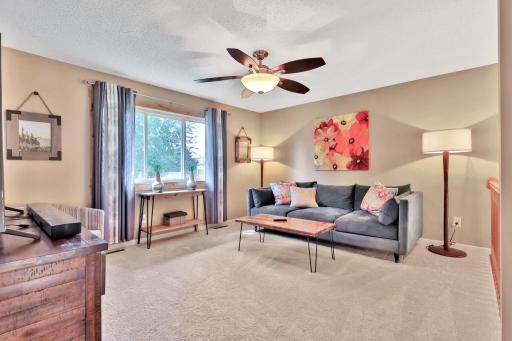 9784 Hamlet Avenue S, Cottage Grove, MN 55016