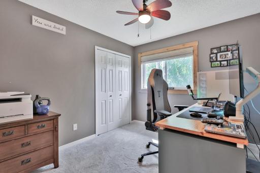 9784 Hamlet Avenue S, Cottage Grove, MN 55016